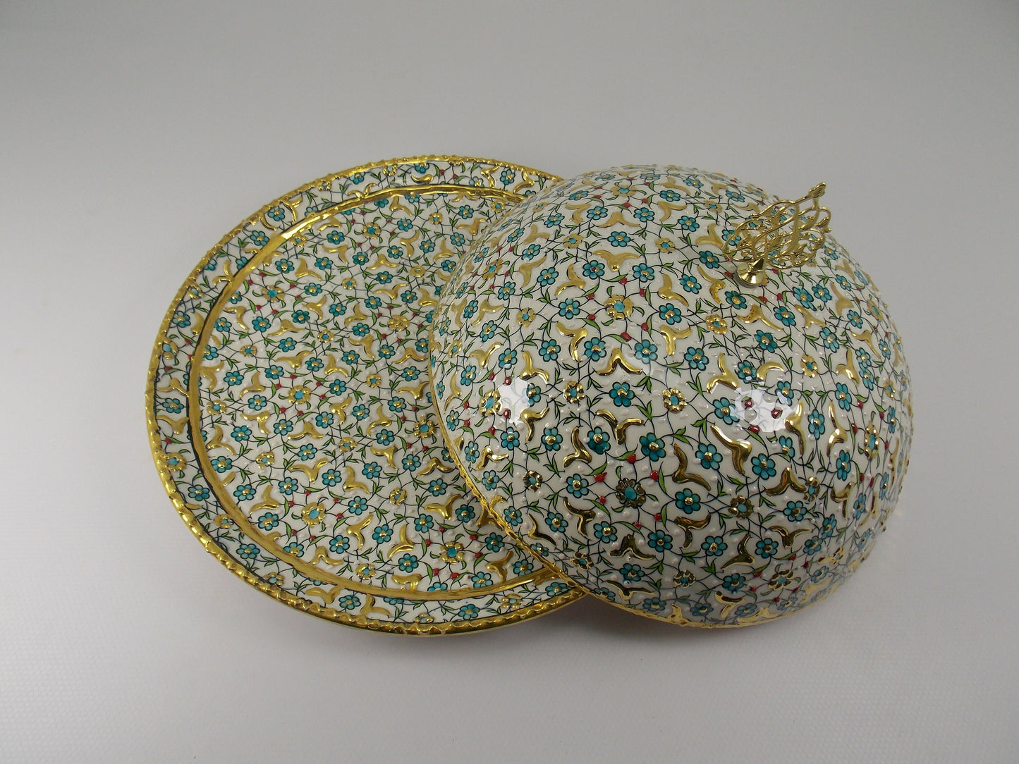 Handmade Ceramic Sugar Bowl with Gold Gilding – Unique Pottery Sugar Dish, Stylish Kitchen Accessory