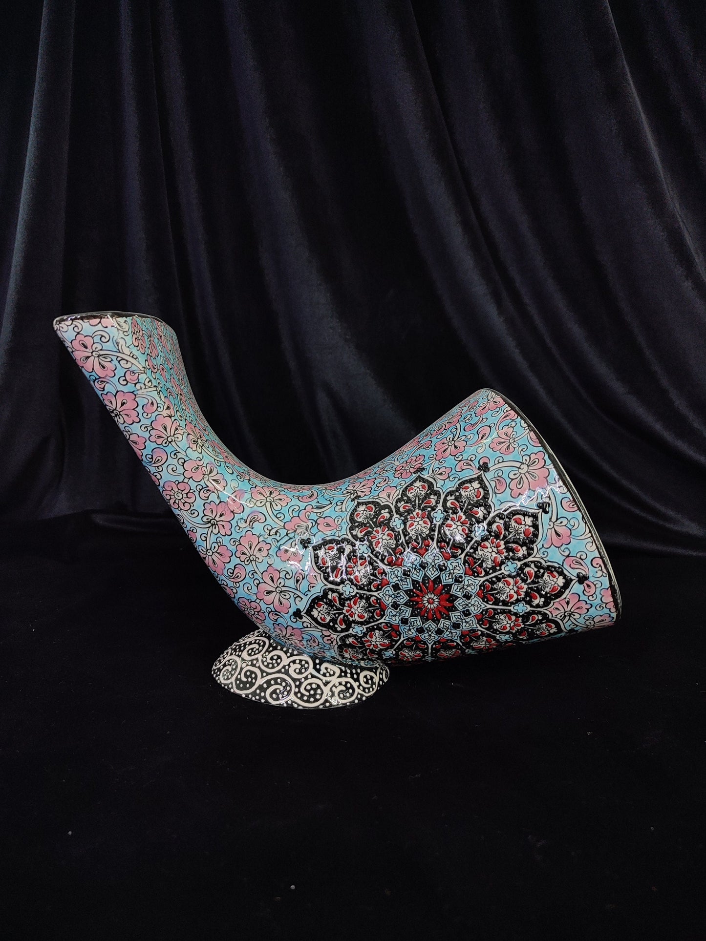 Handmade Ceramic Gramophone Speaker Amplifier – Floral Pottery Music Box, Unique Phone Amplifier, Ideal Father's Day Gift