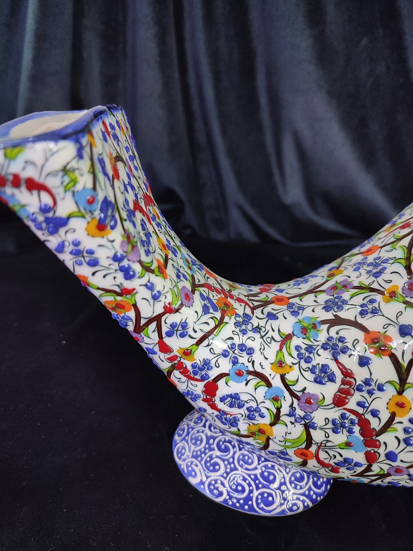 Handmade Ceramic Gramophone Phone Amplifier – Pottery Speaker, Collectible Music Box, Unique Father's Day Gift, Decorative Floral Amplifier
