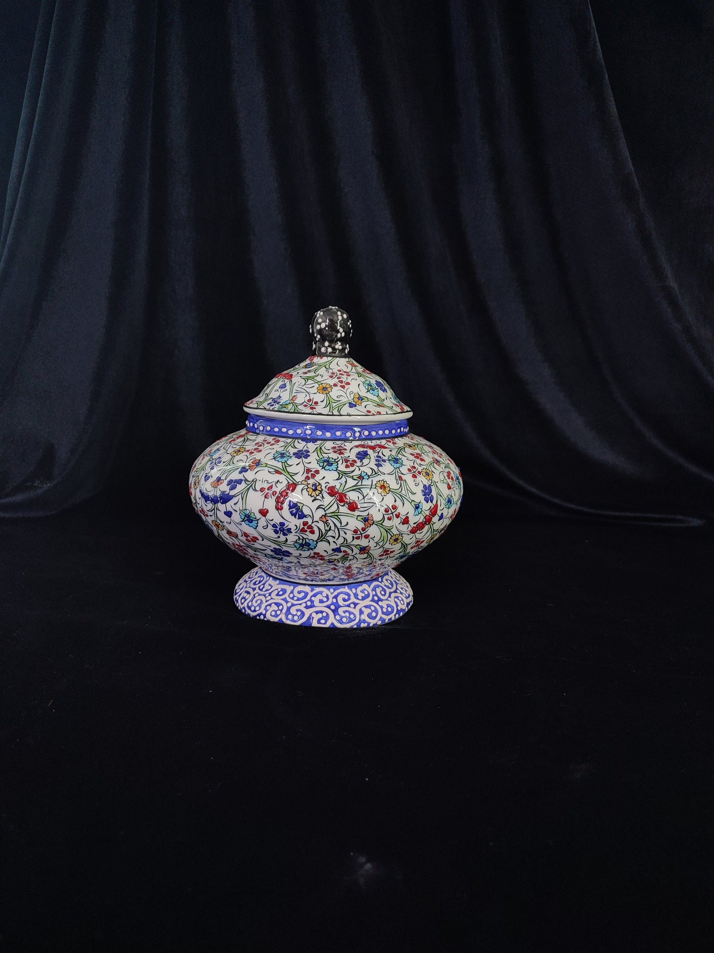 Handmade Floral Ceramic Sugar Bowl with Lid – 6" Pottery Sweet Bowl, Decorative Sugar Container, Unique Ceramic Gift, Lidded Sugar Bowl