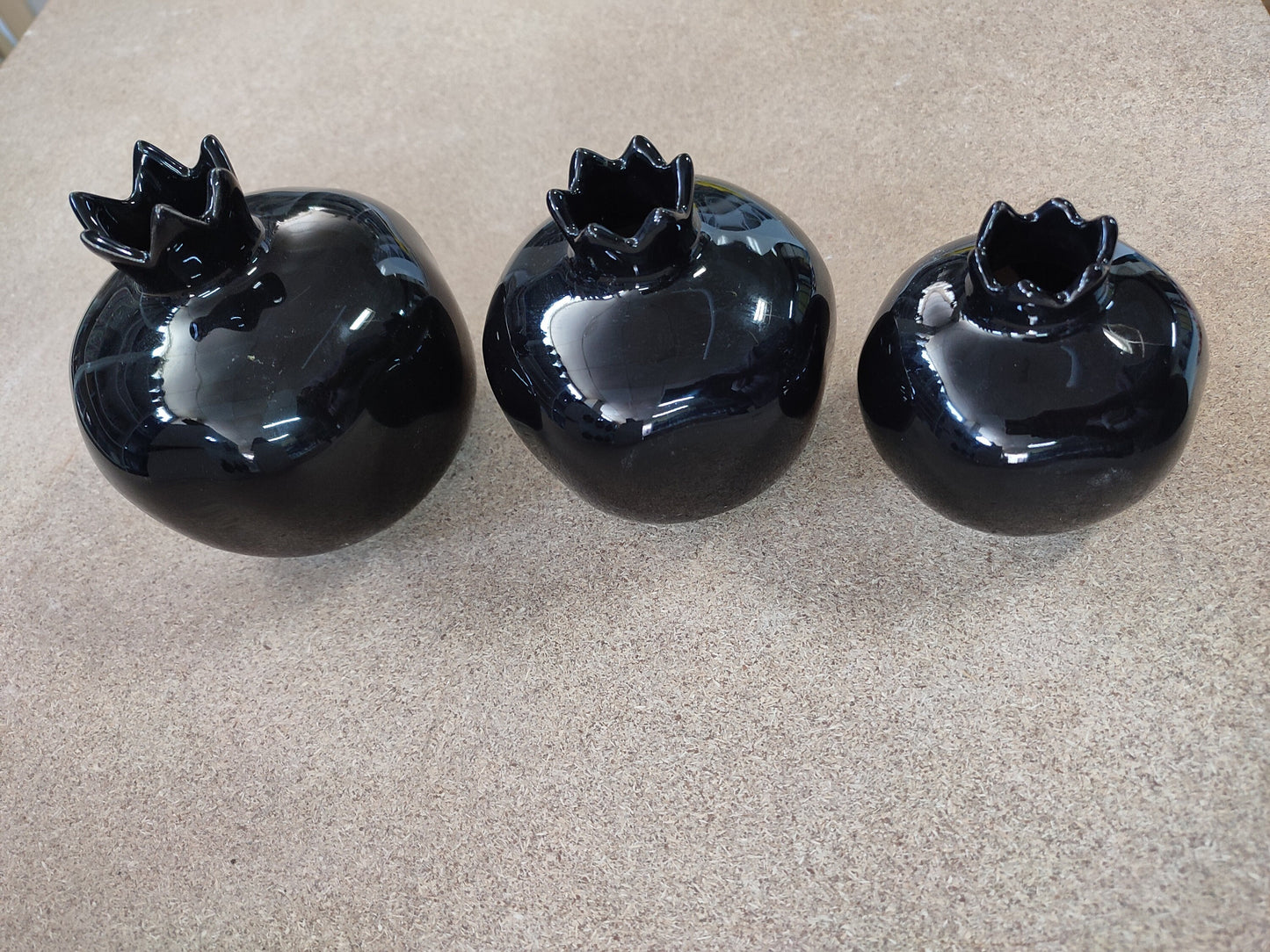 Handmade Black Ceramic Pomegranate Set – Set of 3 Decorative Turkish Pottery Vases, Unique Table Centerpiece