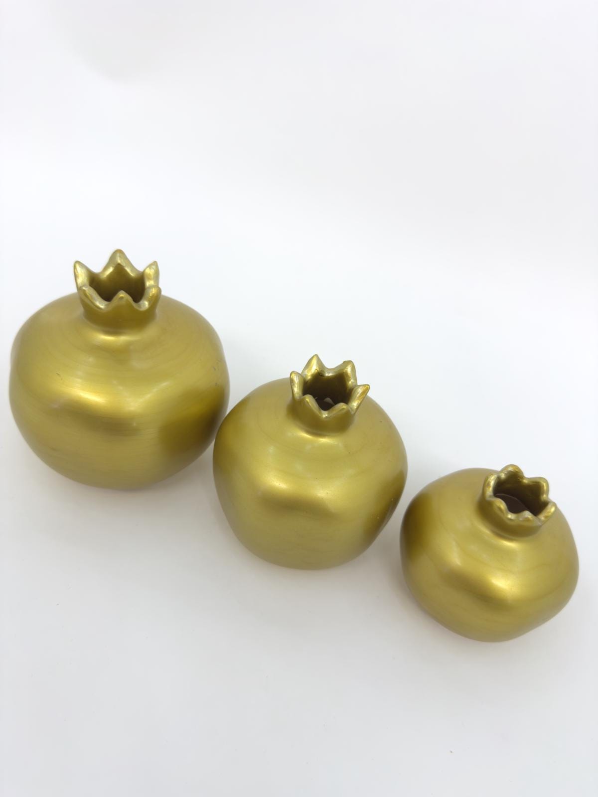 Gold Ceramic Pomegranate Set – Handmade Luxury Home Decor, Wedding & Housewarming Gift, Elegant Symbol of Prosperity