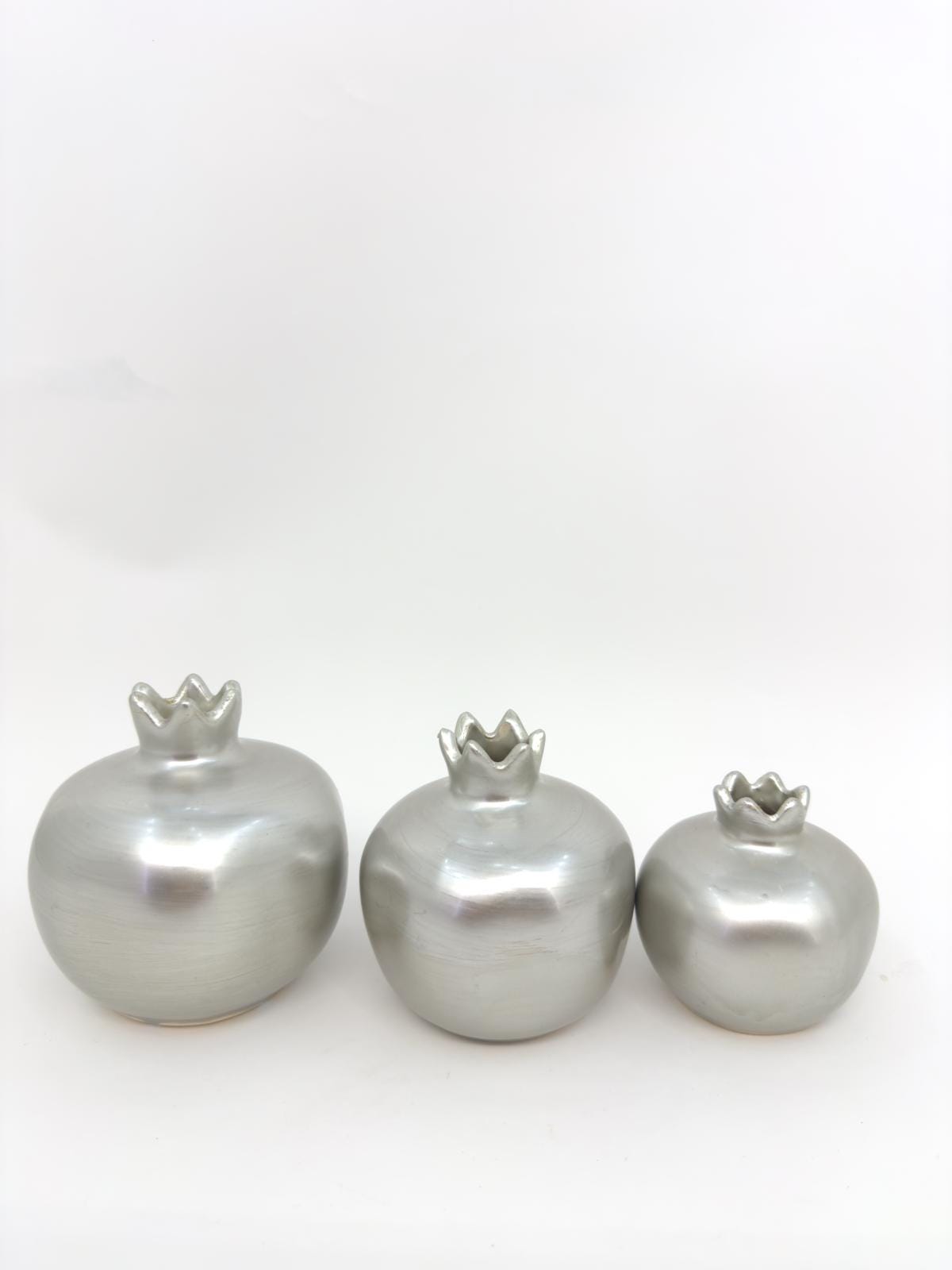 Handmade Silver Pomegranate Decor Set - Elegant Turkish Ceramic Art for Modern Homes, Gift-Ready, Shipped Fast from Turkey