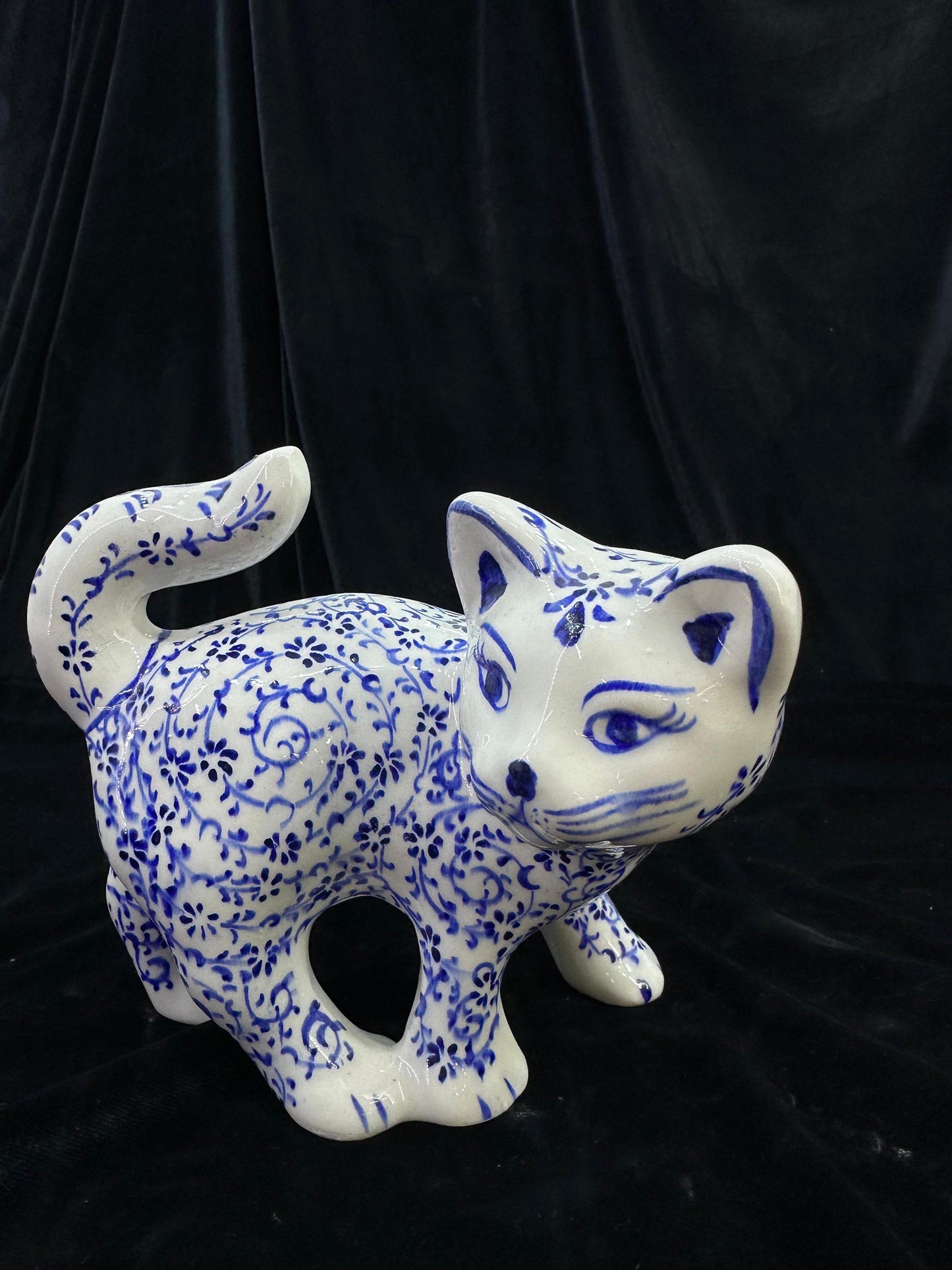 Hand-Painted Ceramic Cat Figurine with Turkish Blue Floral Design β Unique Valentine's Day Gift for Cat Lovers, Home Decor Ornament