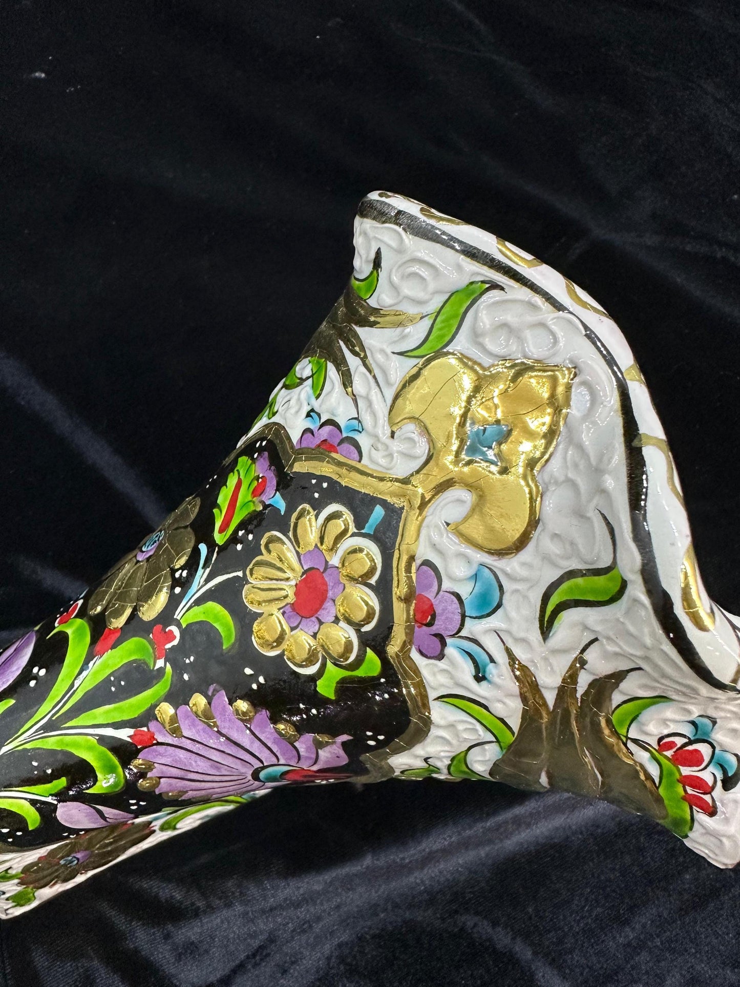 Ceramic Phone Amplifier Gramophone | Hand-Painted Floral Design | Gold-Accented Turkish Art | Unique Sound Amplifier & Decorative Gift