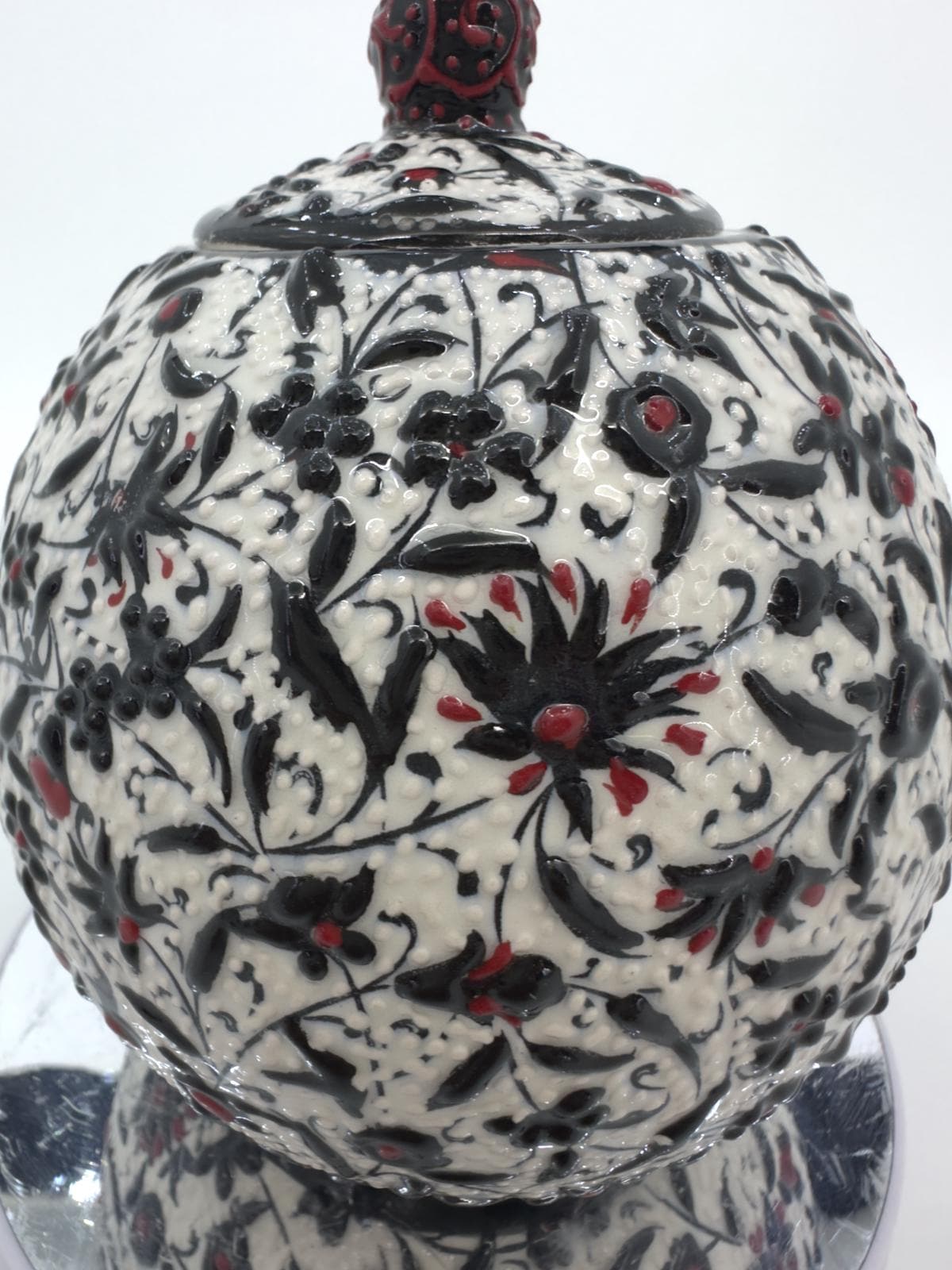 Handmade Black and White Ceramic Sugar Bowl with Lid – 5" Decorative Pottery Creamer, Unique Round Design, Ideal for Home Decor