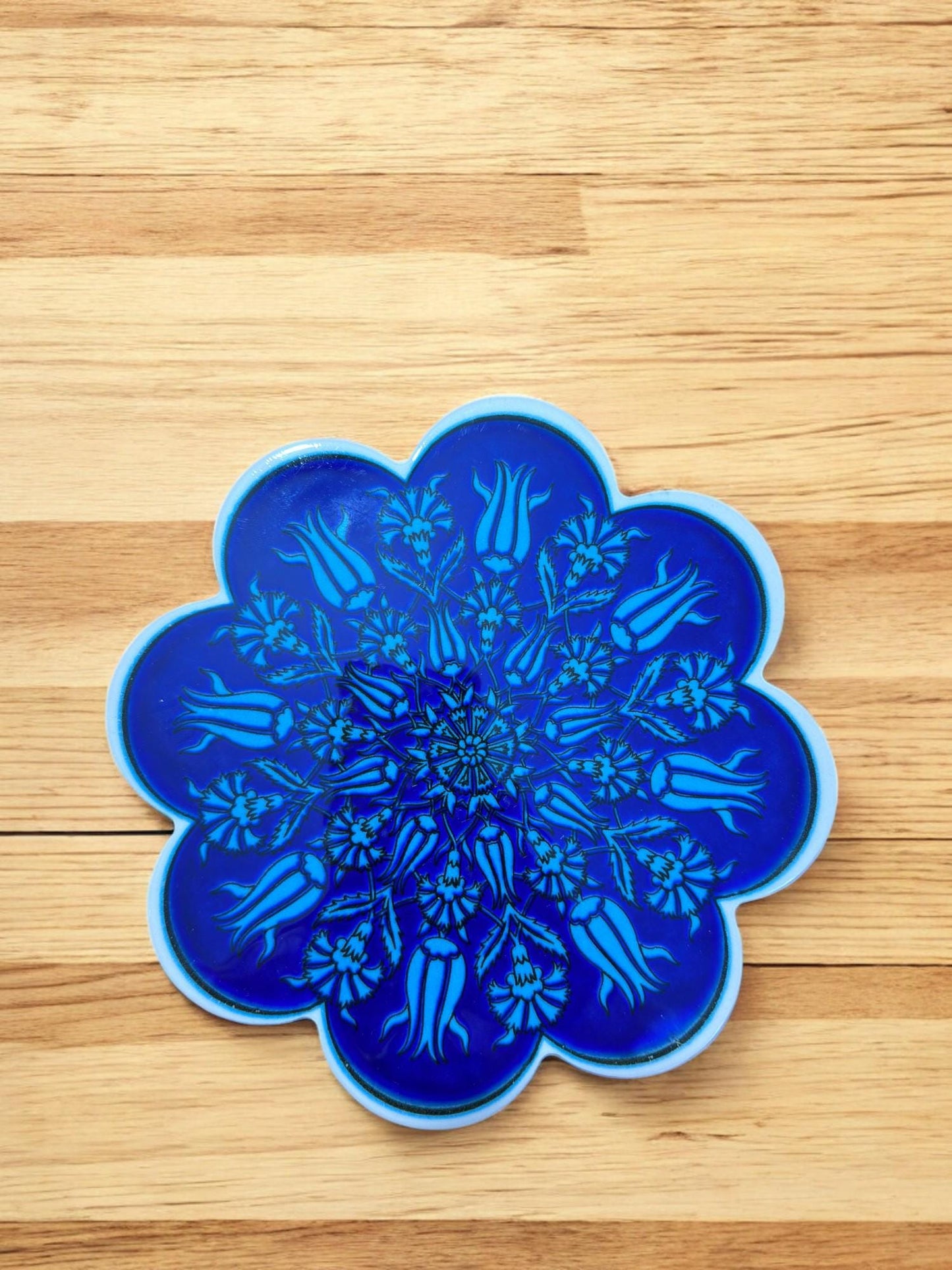 Handcrafted Turkish Ceramic Coaster, Traditional Anatolian Pattern Plate, 18 cm Drink Mat, Hand Painted Table Decor, Coffee Mug Tray