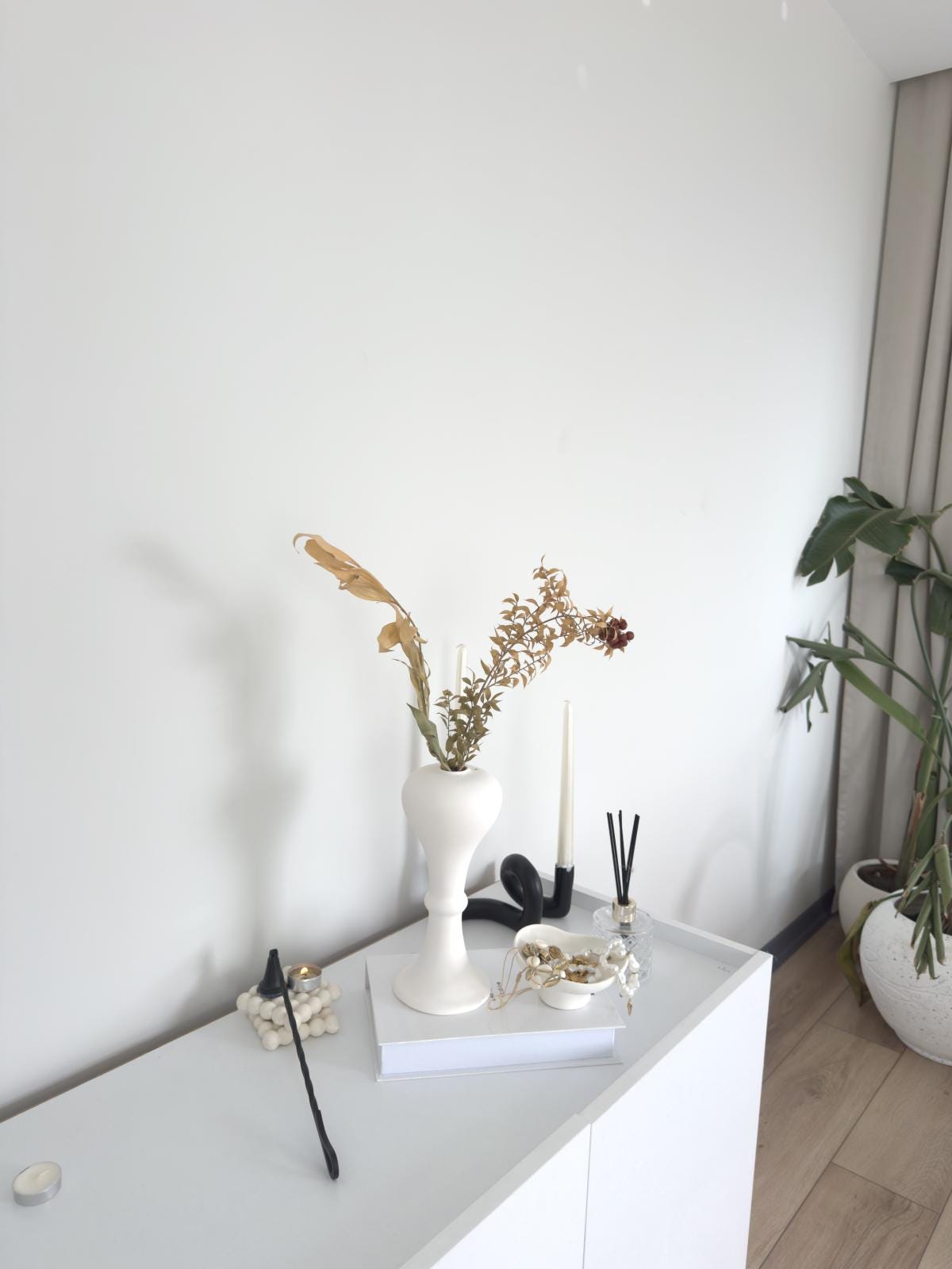 scandi vase, ceramic vase, modern vase, handmade vase, minimalist vase, home decor, boho vase, clay vase, art vase, diy vase, scandinavian