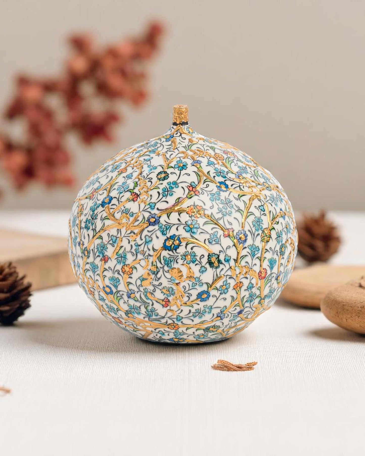 Handmade Ceramic Figurine: 24K Gold Ottoman Pattern Home Decor
