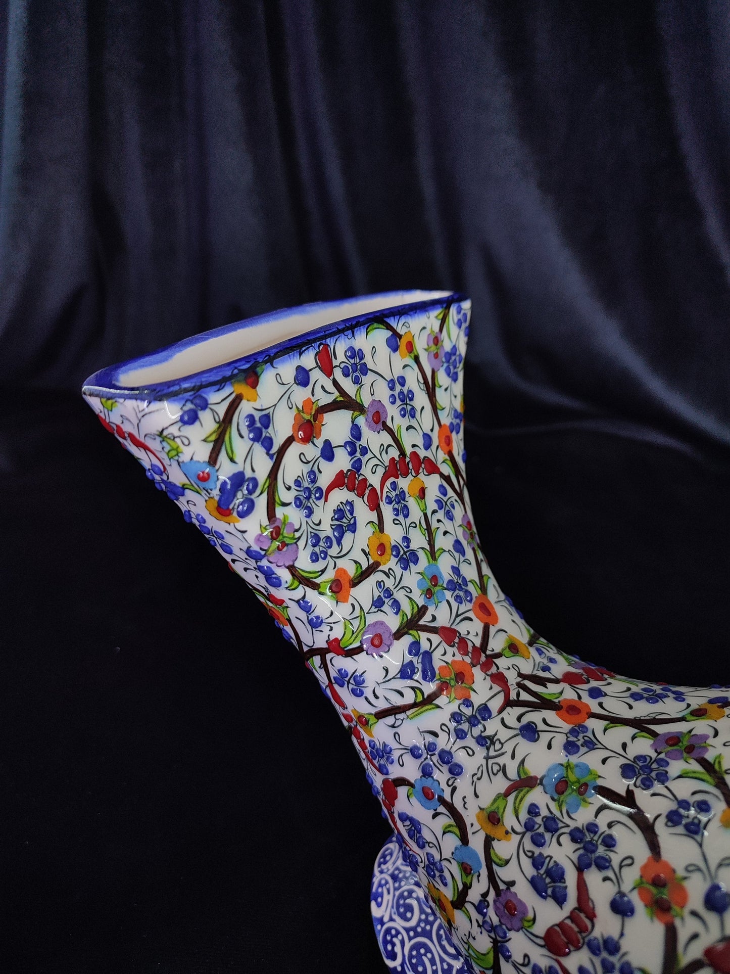 Handmade Ceramic Gramophone Phone Amplifier – Pottery Speaker, Collectible Music Box, Unique Father's Day Gift, Decorative Floral Amplifier