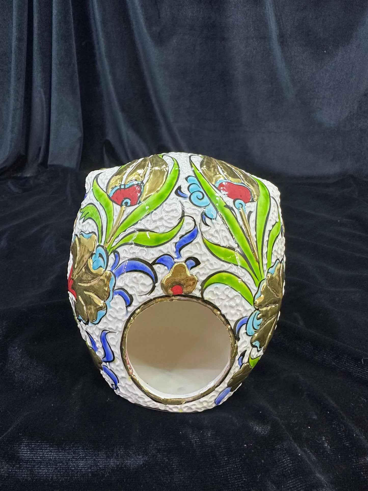 Hand-Painted Ceramic Owl Figurine with Gold Accents – Turkish Decorative Art – Unique Handmade Gift Idea – Elegant Home Decor from Turkey