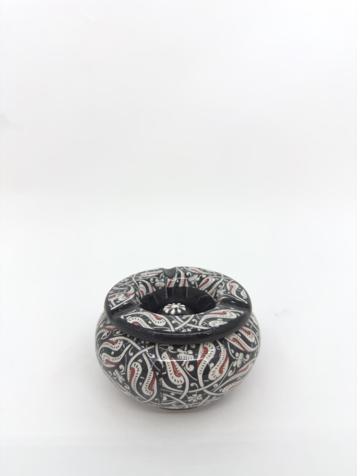 Handmade Ceramic Ashtray - Traditional Turkish Floral Design - Decorative and Functional Ceramic Smoking Accessory