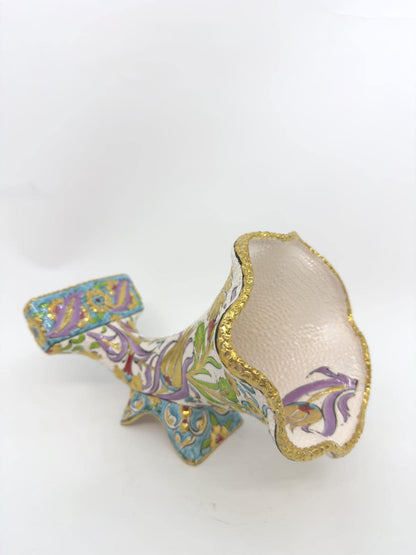 Handcrafted Ceramic Gramophone-Style Phone Amplifier, Turkish Floral Design with Gold Accents – Unique Home Decor & Gift Idea