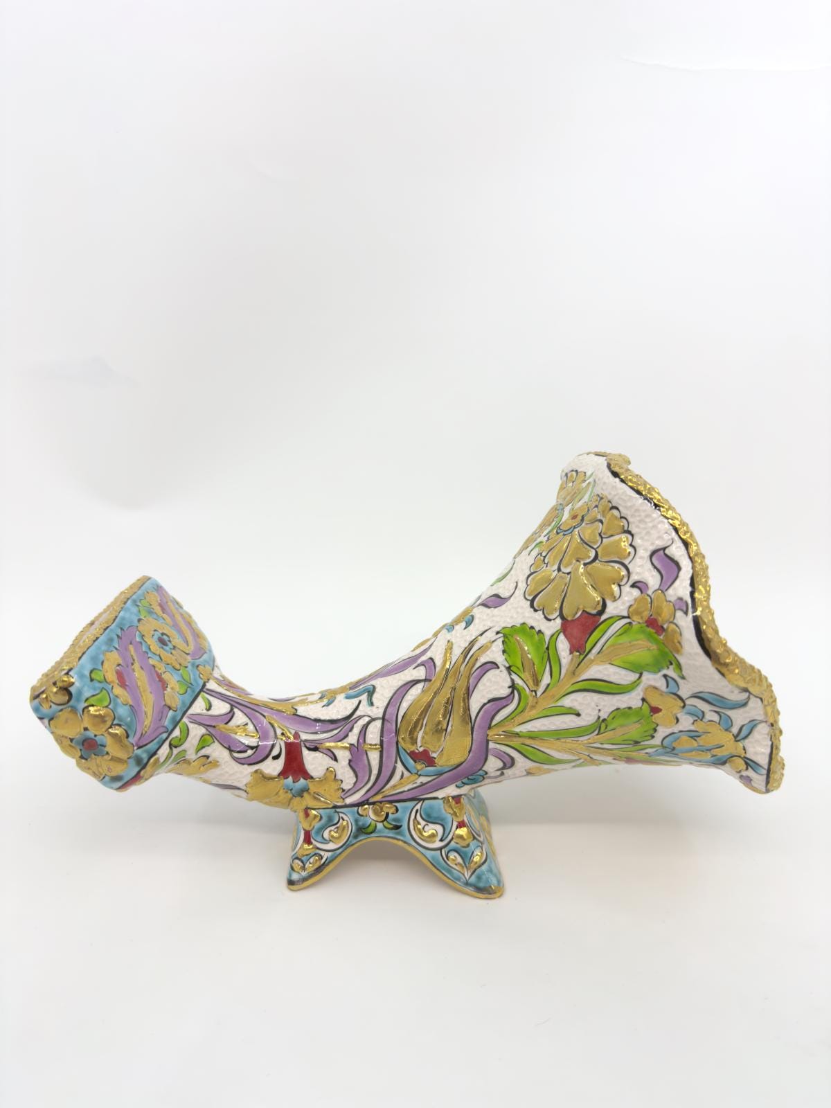 Handcrafted Ceramic Gramophone-Style Phone Amplifier, Turkish Floral Design with Gold Accents – Unique Home Decor & Gift Idea