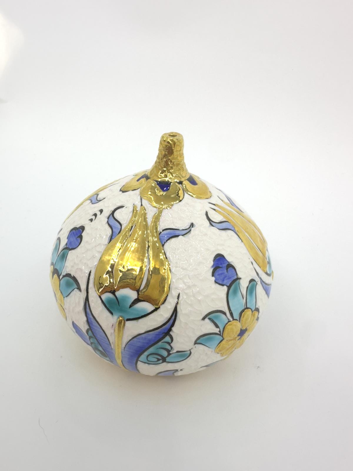Handmade Ceramic Fig Decor – Turkish Iznik Style Ornament, Gold Accents, Unique Valentine's Day Gift for Home or Office