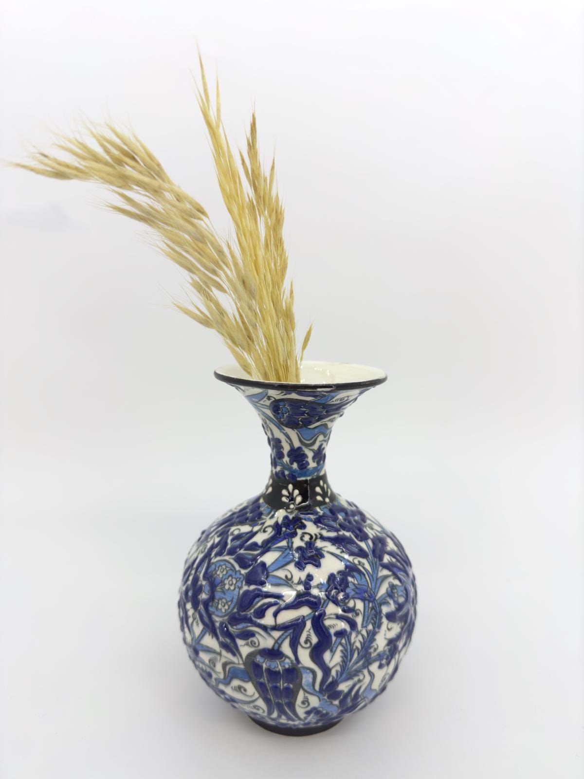 Hand-Painted Turkish Ceramic Vase – Kutahya Pottery Decor, Traditional Floral Design, Unique Handmade Gift, Authentic Home Accent