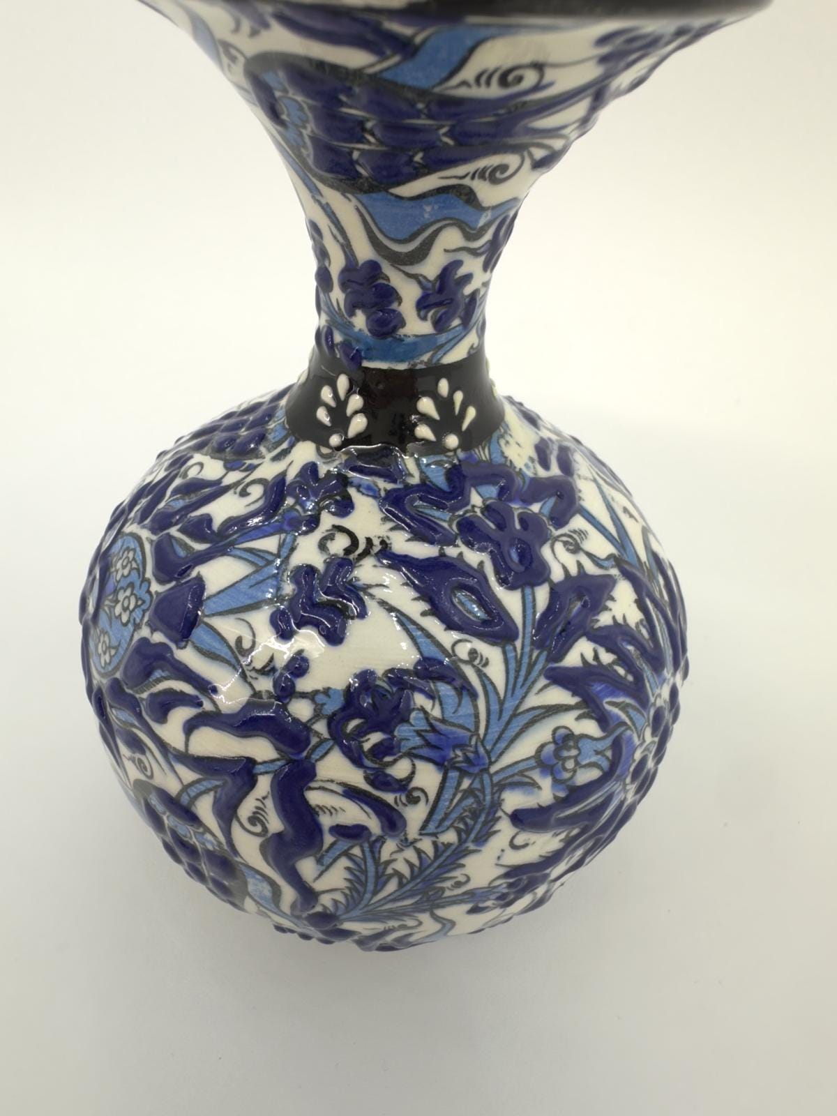 Hand-Painted Turkish Ceramic Vase – Kutahya Pottery Decor, Traditional Floral Design, Unique Handmade Gift, Authentic Home Accent