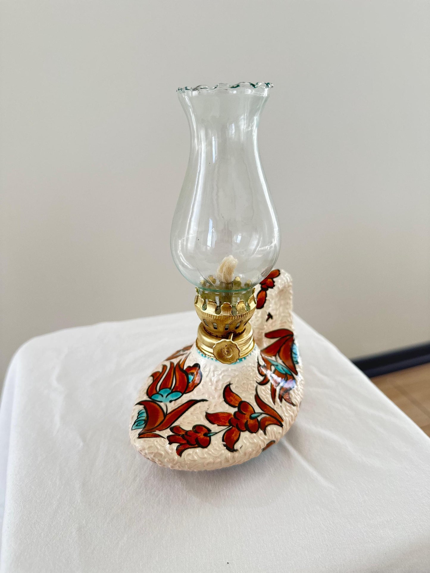 Handmade Turkish Ceramic Oil Lamp: Vintage Aladdin Lantern