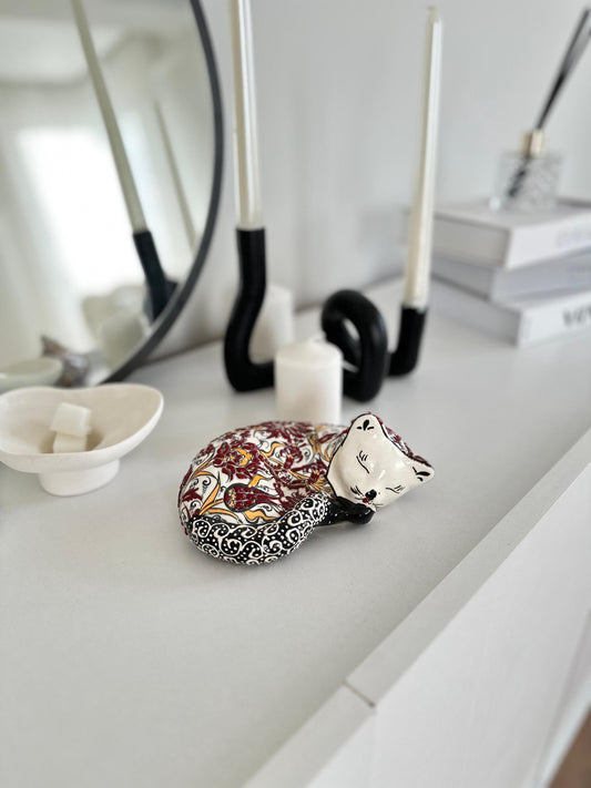 Hand-Painted Ceramic Cat Figurine – Turkish Decorative Art, Unique Gift Idea, Floral Pattern, Home Decor Accent, Artisan-Made Sculpture