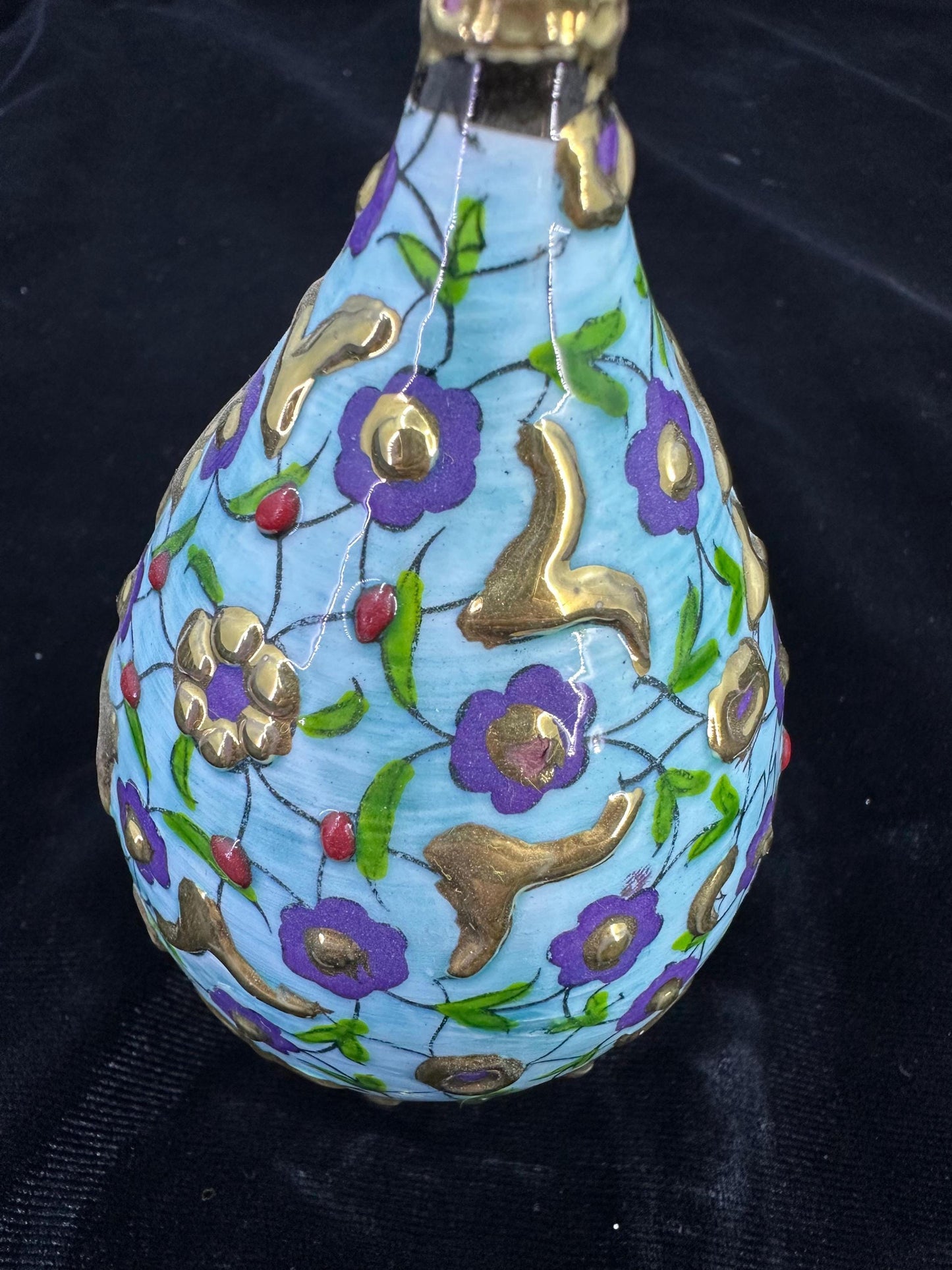 Hand-Painted Decorative Ceramic Ornament with Gold Detailing – Ottoman-Inspired Floral Design, Unique Home Decor Accent