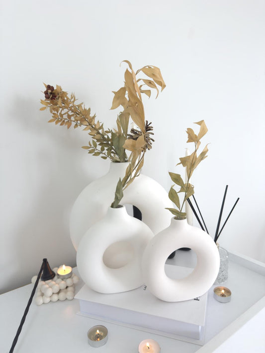 mona donut vase, ceramic vase, boho vase, handmade vase, scandi vase, minimalist vase, modern vase, clay vase, diy vase, unique vase