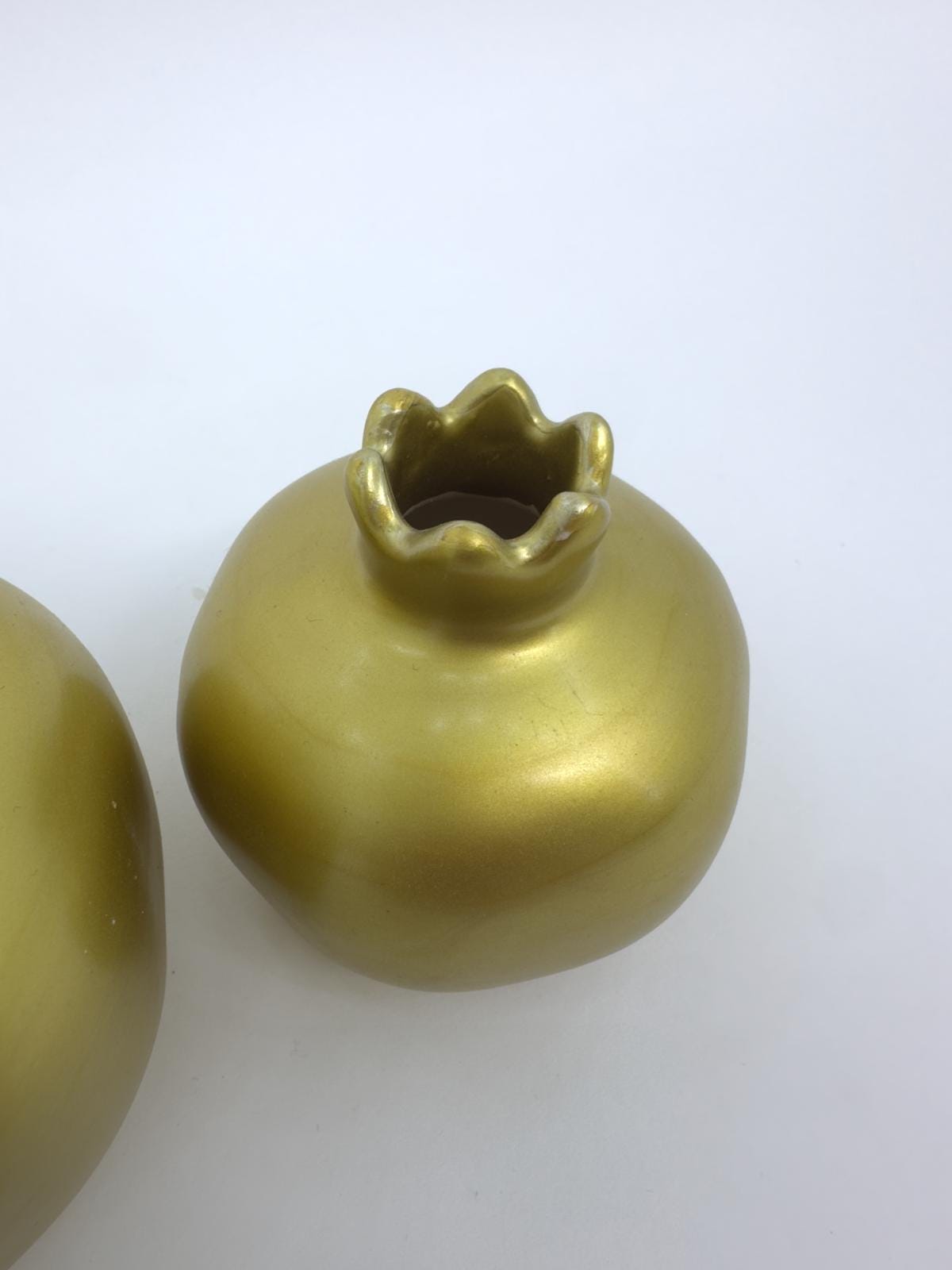 Gold Ceramic Pomegranate Set – Handmade Luxury Home Decor, Wedding & Housewarming Gift, Elegant Symbol of Prosperity