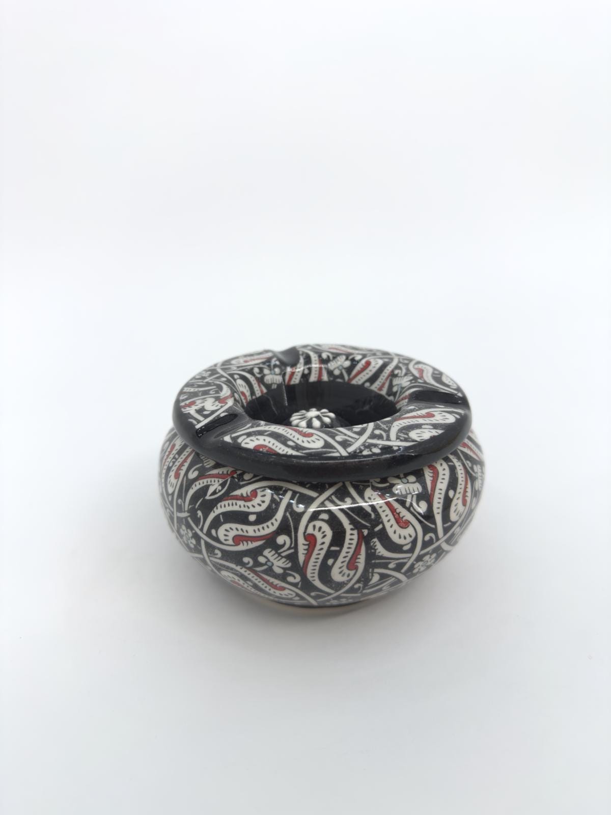 Handmade Ceramic Ashtray - Traditional Turkish Floral Design - Decorative and Functional Ceramic Smoking Accessory
