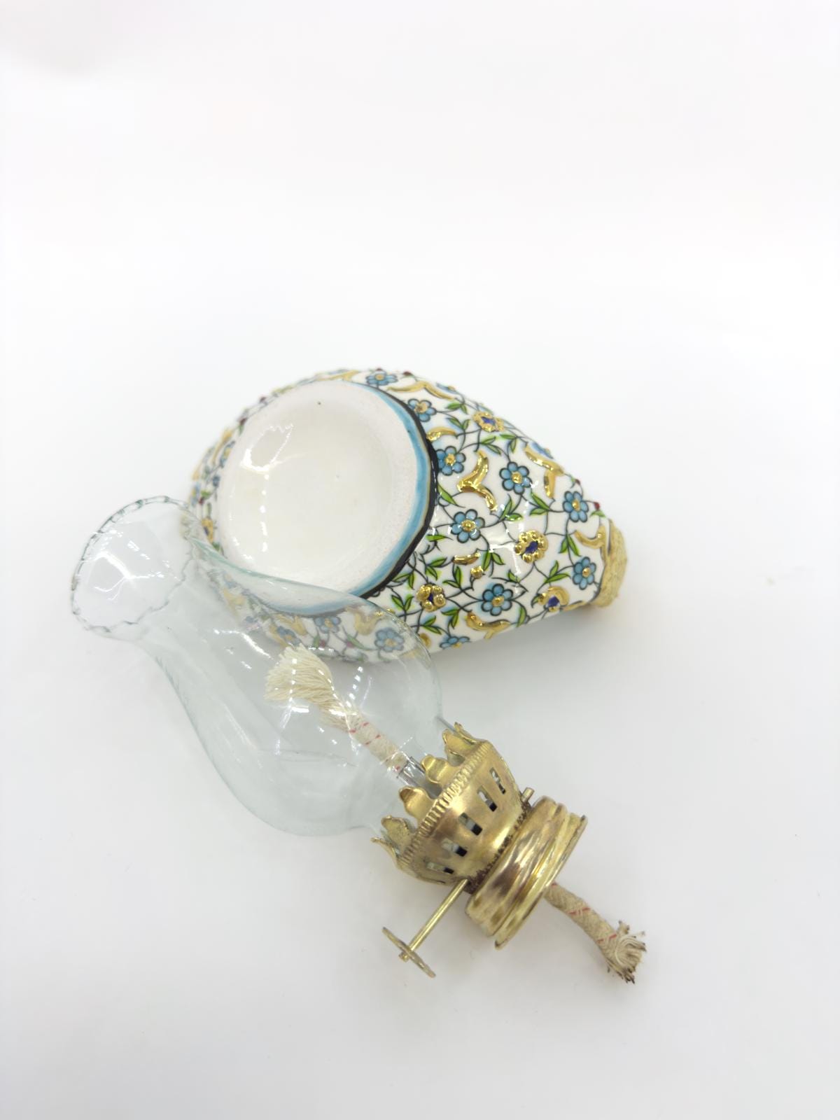 Hand-Painted Turkish Oil Lamp: Vintage Floral Ceramic Gaz Lamp