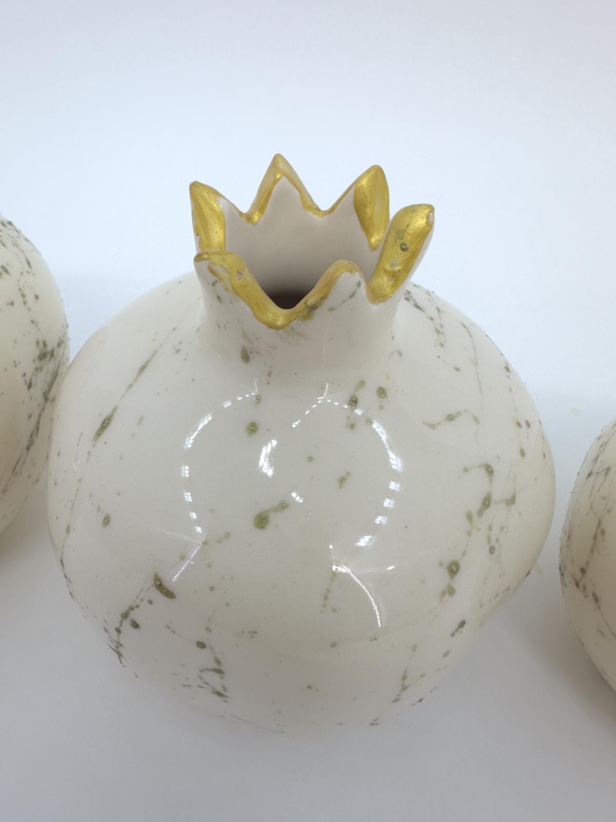 Handmade Gold Pomegranate Decor Set - Elegant Turkish Ceramic Art for Modern Homes, Gift-Ready, Shipped Fast from Turkey