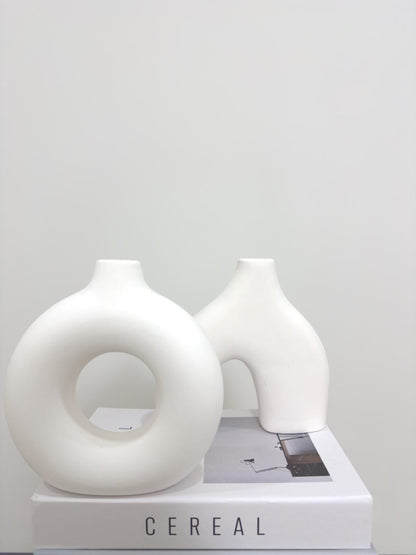 ceramic vase, donut vase, handmade vase, boho vase, modern vase, clay vase, diy vase, vase decor, raw ceramic, scandi vase
