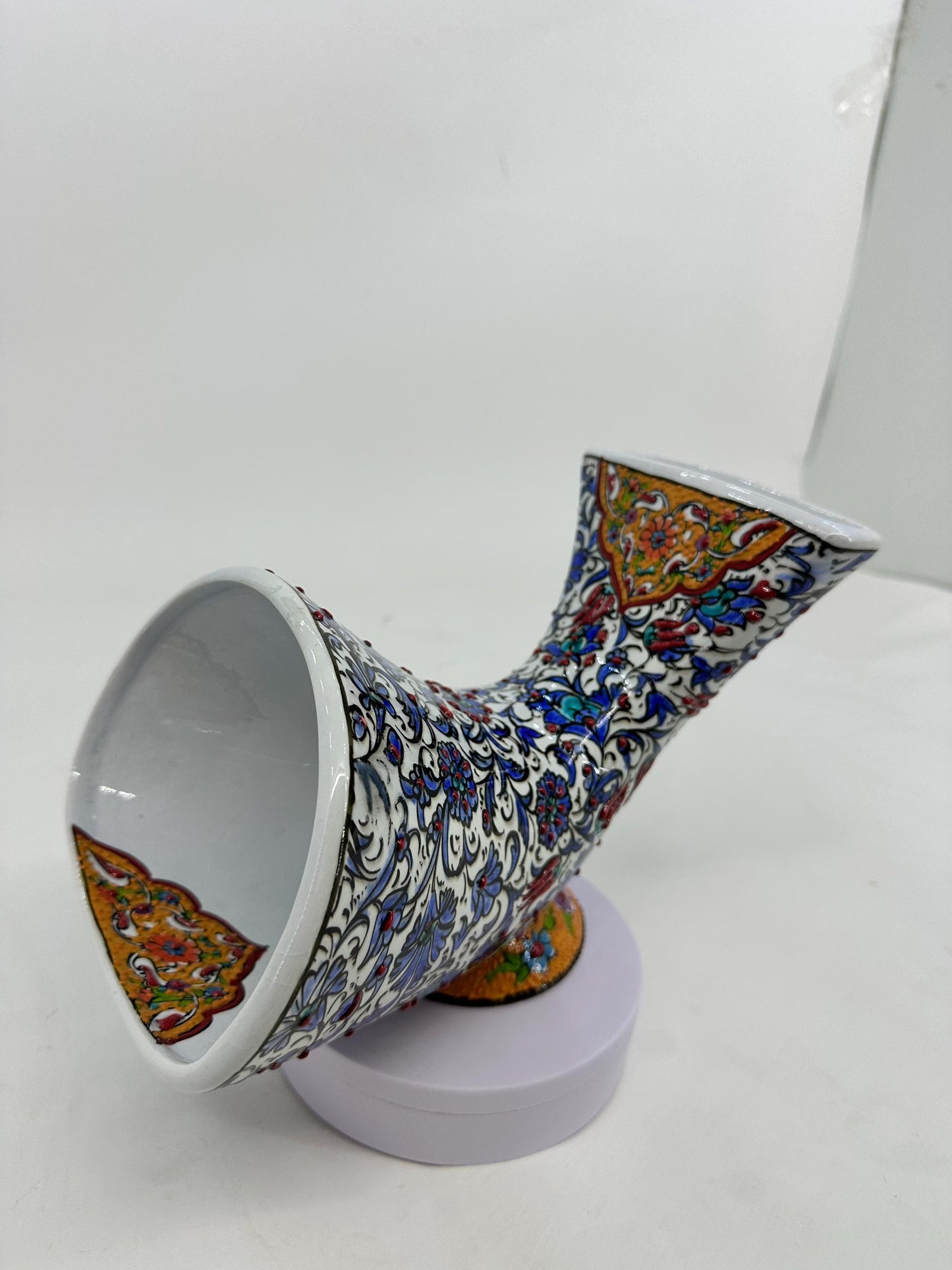 Turkish Ceramic Gramophone, White Floral Phone Amplifier, Handmade Iznik Speaker, Boho Oriental Decor, Gold Accent Gift